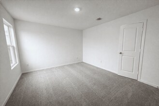 14868 N Ascot Bnd Cir in Conroe, TX - Building Photo - Building Photo