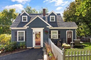 15 McIntyre Ct in Marlborough, MA - Building Photo