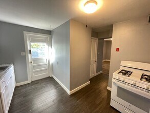 436 Granite St in Manchester, NH - Building Photo - Building Photo