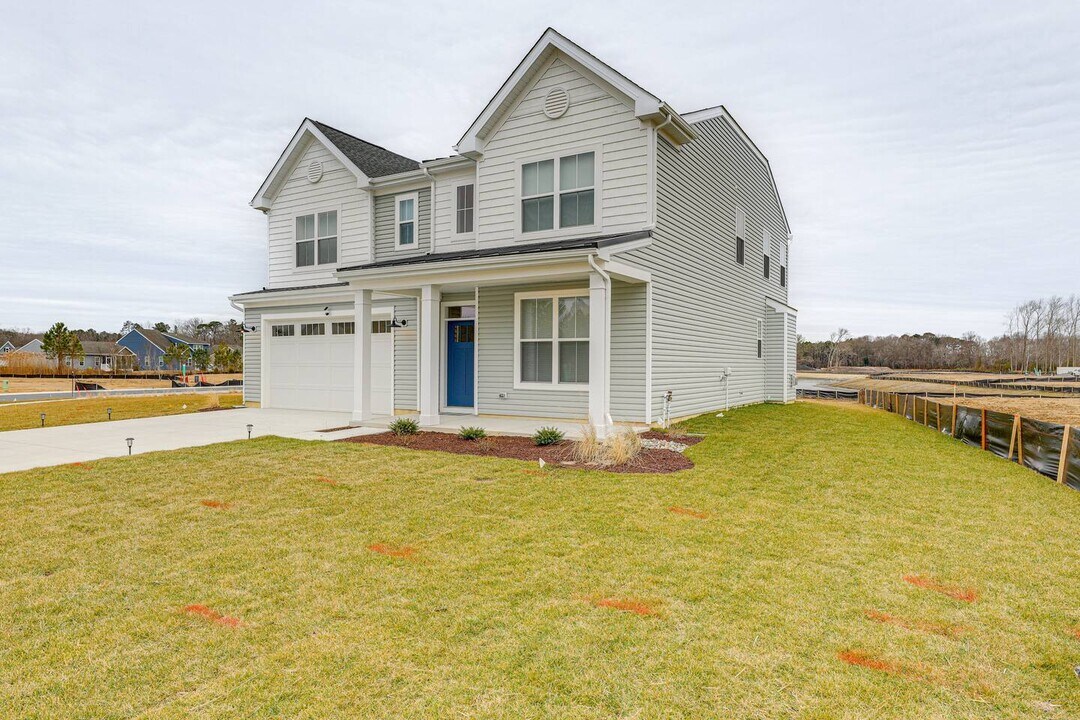 23525 E Gate Dr in Frankford, DE - Building Photo
