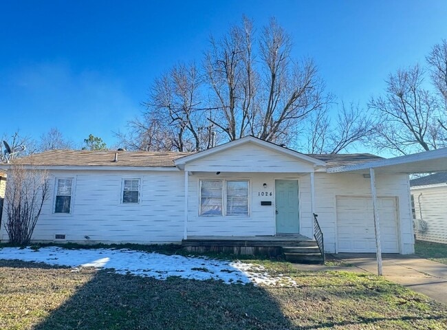 property at 1024 S Holly Dr