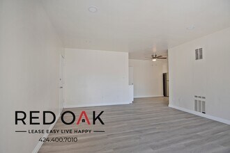 1327 Laurel Ave in West Hollywood, CA - Building Photo - Building Photo