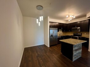 804 Summer Hawk Dr in Longmont, CO - Building Photo - Building Photo