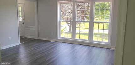 5906 Cascade Dr in Fredericksburg, VA - Building Photo - Building Photo