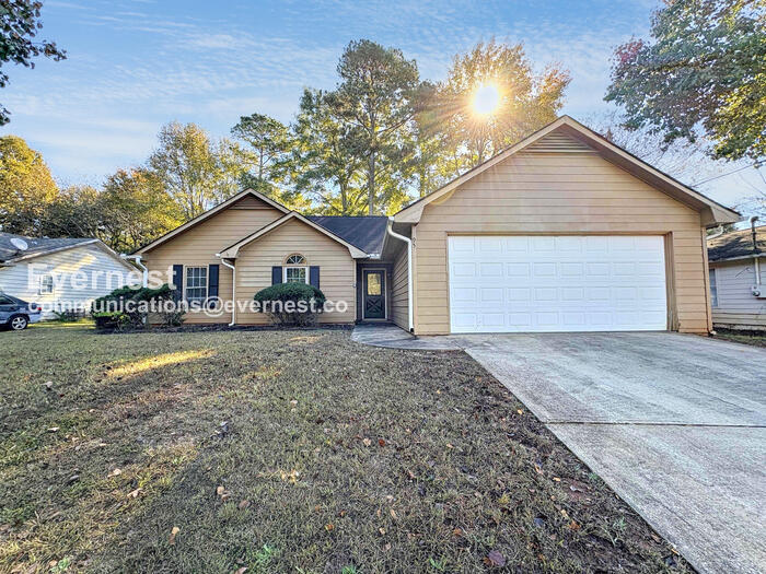 95 Rosebud Ln in Mcdonough, GA - Foto de edificio