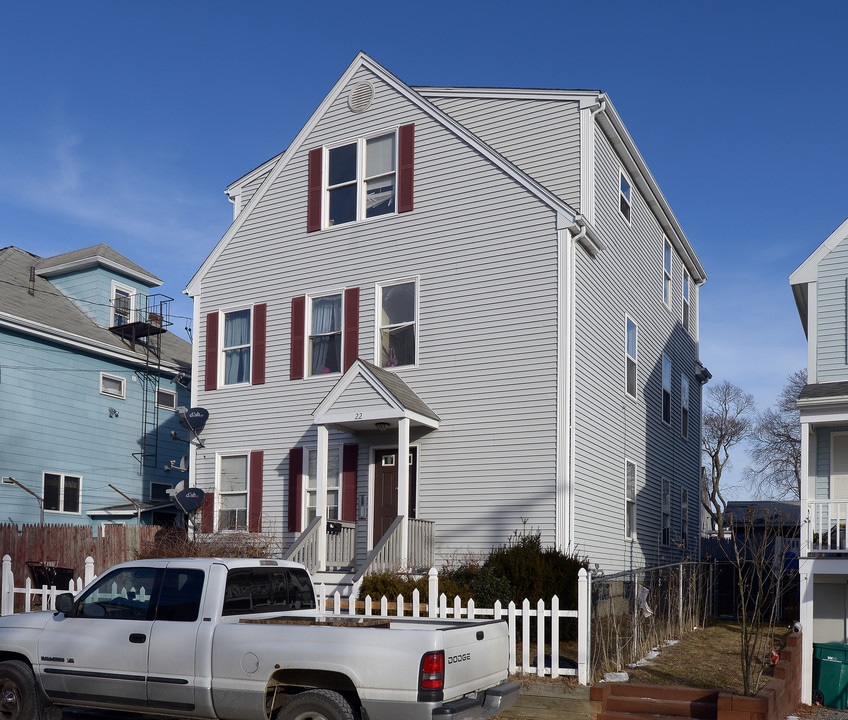 22 School St in Attleboro, MA - Building Photo