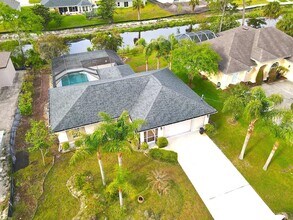 142 Rolling Sands Dr in Palm Coast, FL - Building Photo - Building Photo