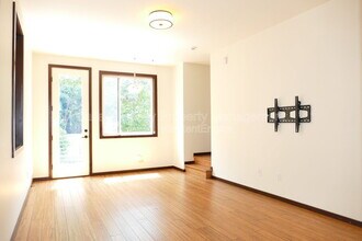 839 NW 63rd St in Seattle, WA - Building Photo - Building Photo