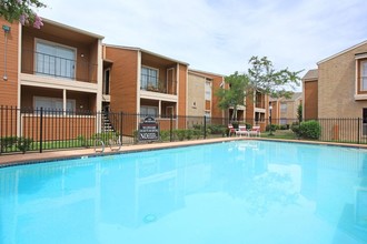 Amritta Apartments in Houston, TX - Building Photo - Building Photo