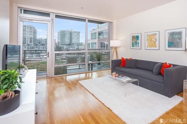 325 Berry St-Unit -417 in San Francisco, CA - Building Photo - Building Photo