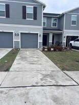 1595 Mirabella Cir in Davenport, FL - Building Photo
