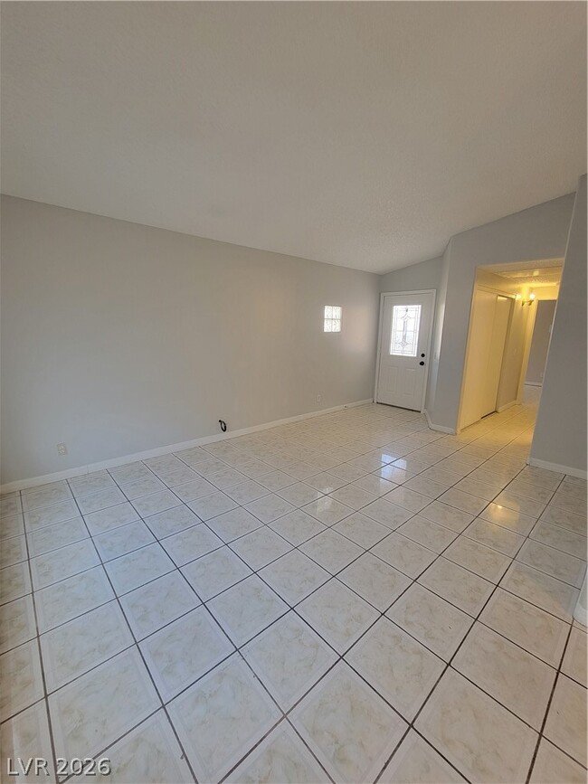 1161 Pleasant Brook St in Las Vegas, NV - Building Photo - Building Photo