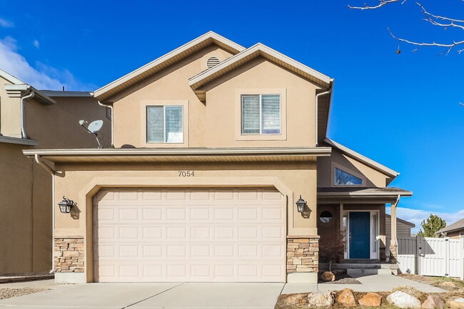 property at 7054 Dry Sycamore Ln