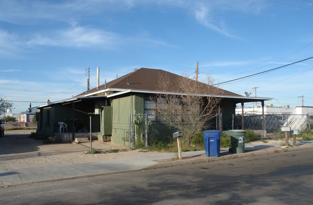 20-28 W 25th St in Tucson, AZ - Foto de edificio