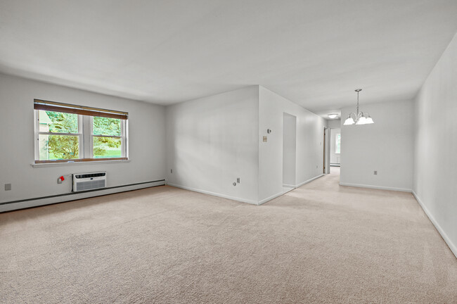 Grampian in Williamsport, PA - Building Photo - Interior Photo