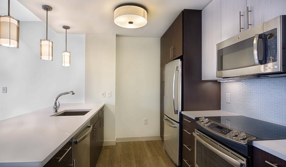 1 Canal St, Unit 915 in Boston, MA - Building Photo