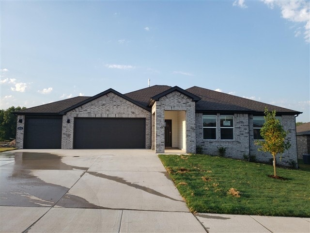 property at 1031 Vista Ave