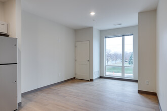 Cathedral Arts Apartments in Detroit, MI - Building Photo - Interior Photo