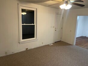 74 Sunset Cir in Canton, NC - Foto de edificio - Building Photo