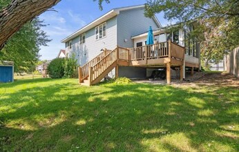 9673 Harrow Ct S in Cottage Grove, MN - Foto de edificio - Building Photo