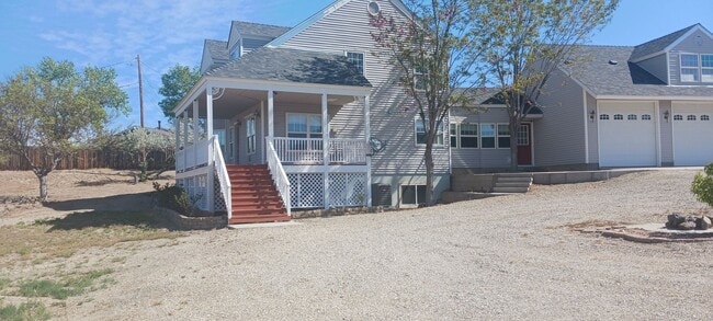 5960 Mallow Rd in Carson City, NV - Building Photo - Building Photo