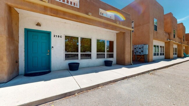 218 Cynthia Loop NW in Albuquerque, NM - Building Photo - Building Photo