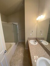 5717 Pumpkin Ridge Dr in Sparks, NV - Building Photo - Building Photo