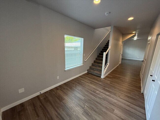871 Hickory St NE in Salem, OR - Building Photo - Building Photo