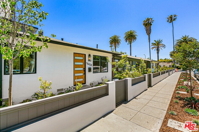 10420 Regent St in Los Angeles, CA - Building Photo - Building Photo
