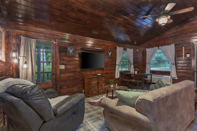 15039 Pleasant Valley Rd, Unit SI ID1496058P in Logan, OH - Building Photo - Building Photo