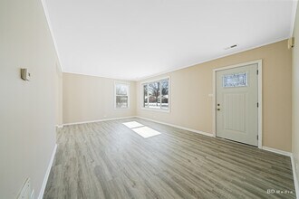 17555 Howe Ave in Homewood, IL - Building Photo - Building Photo