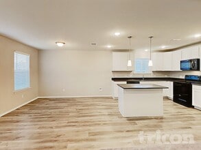 6112 Misty Breeze Dr in Fort Worth, TX - Building Photo - Building Photo