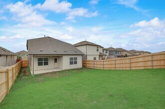 8008 Copper Prairie Bend in Lago Vista, TX - Building Photo - Building Photo