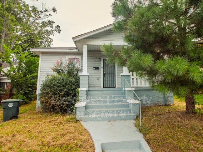 property at 1711 Center Way S