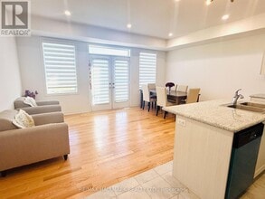 63 Puisaya Dr in Richmond Hill, ON - Building Photo - Building Photo