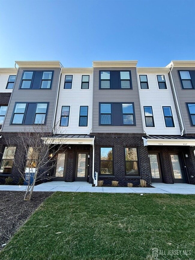 property at 400 Willow St