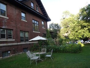 1900 Colfax Ave S, Unit 5 in Minneapolis, MN - Building Photo - Building Photo