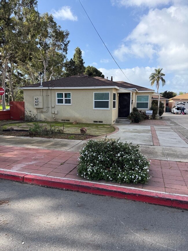 248 Glover Ave, Unit 248