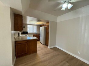 700 E Mesquite Cir in Tempe, AZ - Building Photo - Building Photo