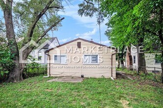 2034 John B Ave in Warren, MI - Foto de edificio - Building Photo