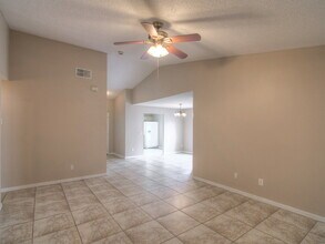 1571 Oak Hill Trail in Kissimmee, FL - Building Photo - Building Photo