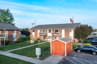 Village Place Apartments in Fowlerville, MI - Building Photo - Building Photo