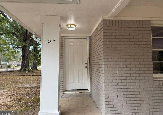 109 Scarlett Dr in Jonesboro, GA - Building Photo - Building Photo
