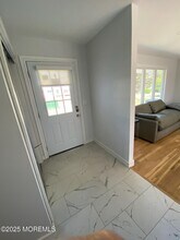 871 Red Oaks Dr in Long Branch, NJ - Building Photo - Building Photo