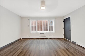 10339 McVicker Ave, Unit 2W in Chicago Ridge, IL - Building Photo - Building Photo