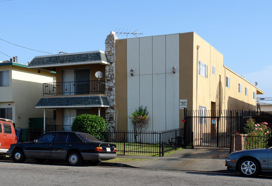 4367 W 142nd St in Hawthorne, CA - Building Photo