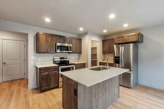 4019 S Sage Wood Ave in Mapleton, UT - Building Photo - Building Photo