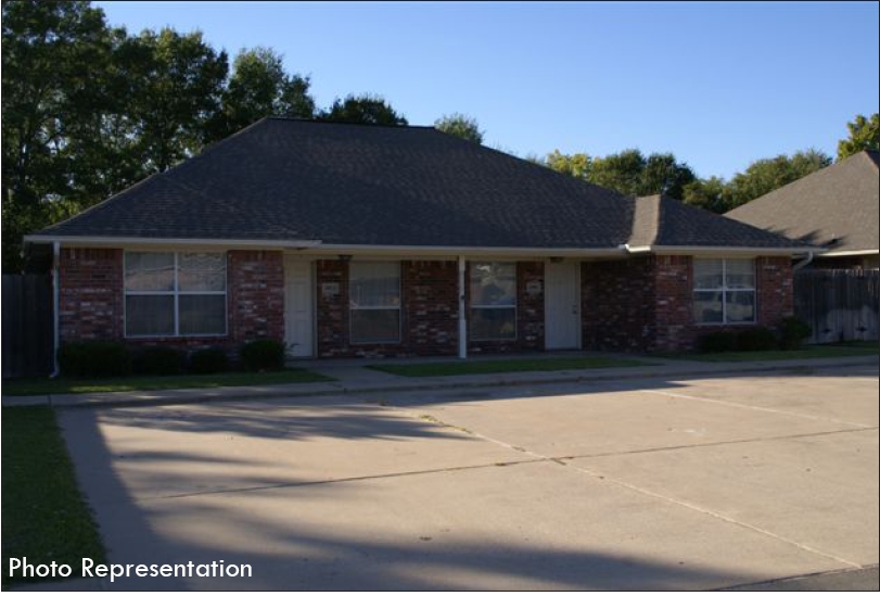 2 Bldgs. in Bryan, TX - Building Photo