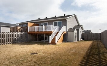 2510 8th Ct W in West Fargo, ND - Building Photo - Building Photo