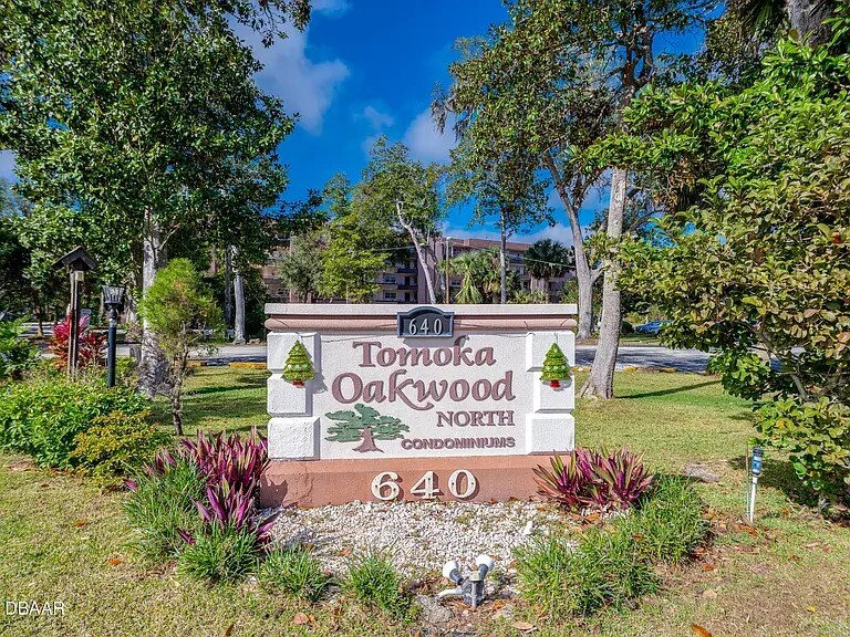 640 N Nova Rd, Unit 212 in Ormond Beach, FL - Building Photo